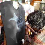 Kreatif Kaos Airbrush di HI-Fest, dari Harga Rp 150 Ribu