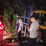 Berlangsung Dramatis, Penyelamatan Operator yang Terjepit Forklift