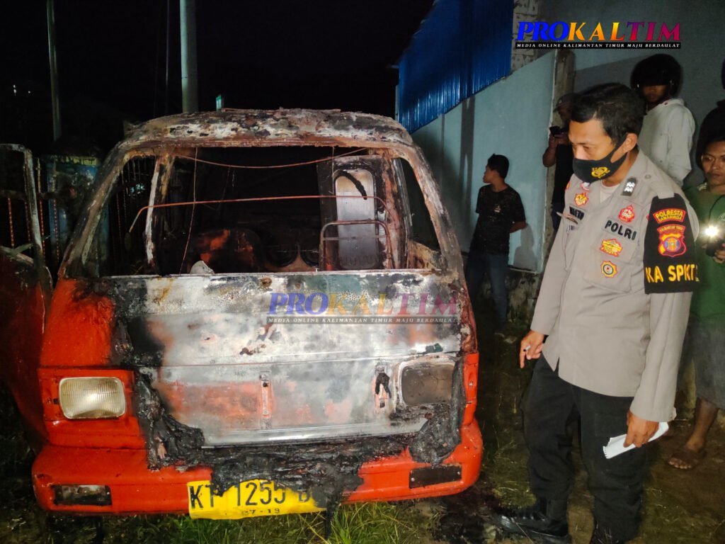 InShot 20220816 201226012 5 Tahun Kumpul Kebo, Janji Dinikahi Namun Ingkar, Angkot Dibakar PROKALTIM