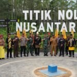 Tinjau Titik Nol IKN, Kasad Dianugerahi Gelar Adat Kakah Demong Agung Bela Negara