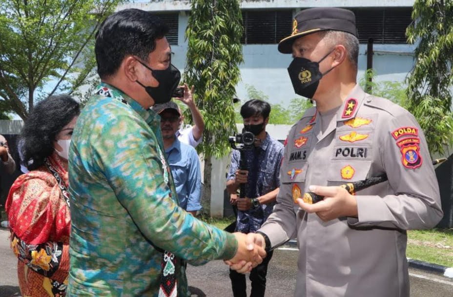 Tiba di Balikpapan, Kapolda Kaltim Sambut Kedatangan Menteri Agraria dan Tata Ruang RI