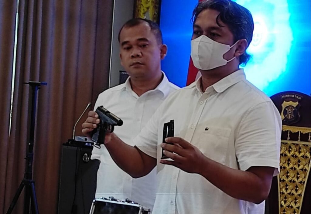 20220920 091332 Polisi Gadungan Ini Bawa Pistol Airsoft Gun Edarkan Sabu, Akhirnya Dibekuk Ditresnarkoba Polda Kaltim PROKALTIM