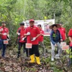 Telkomsel Dukung Kelestarian Ekosistem Balai Taman Nasional Kutai Bersama DirJen KSDAE