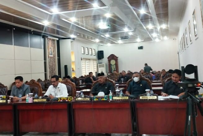 20220928 081933 Penyampaian Nota Penjelasan DPRD Atas Raperda Ketahanan Keluarga PROKALTIM
