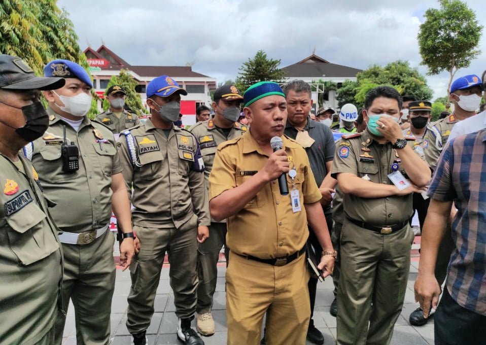 20221025 074111 Atlet, Pelatih, Para Orangtua Atlet dan Pengurus KONI Geruduk Balai Kota Pertanyakan Kepastian Porprov Berau PROKALTIM