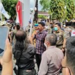 Atlet, Pelatih, Para Orangtua Atlet dan Pengurus KONI Geruduk Balai Kota Pertanyakan Kepastian Porprov Berau