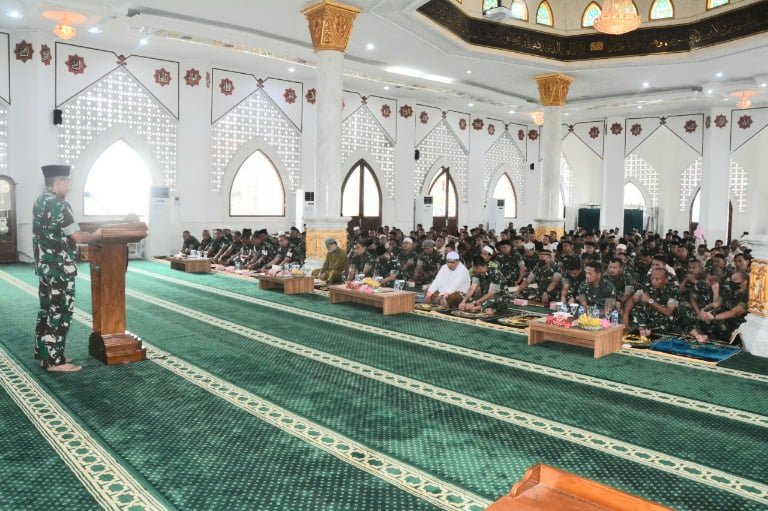 20221028 085053 Kodam VI/Mlw Peringati Maulid Nabi Muhammad SAW 1444 H PROKALTIM