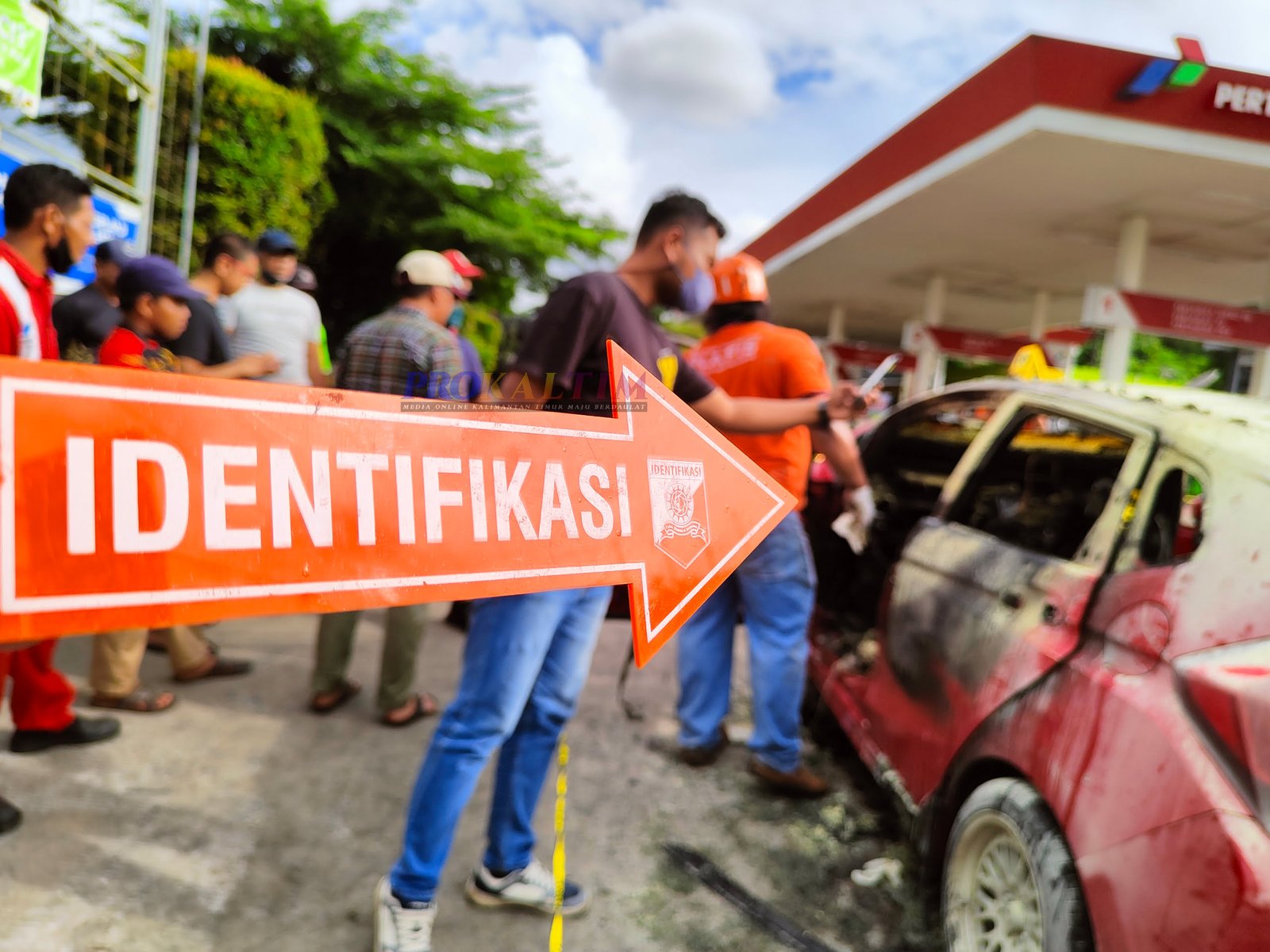 Pengetap BBM Jenis Pertalite Gunakan Mobil Mewah, Lalu Terbakar di SPBU AW Sjahranie Samarinda