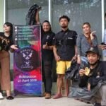 Police Cat Community Balikpapan Bersih-Bersih di taman Monpera