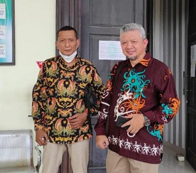 94adfe3d 9af9 4d95 a90d 7404afb55457 1 Tergugat Direktur Balikpapan Pos Sampaikan Jawaban ke Hakim PHI, Akui Tidak Melapor Potongan Gaji Karyawan karena Tidak Tahu Mekanisme PROKALTIM