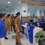 Wali Kota Saat Sidak dan Meminta PTMB Berikan Layanan yang Terbaik