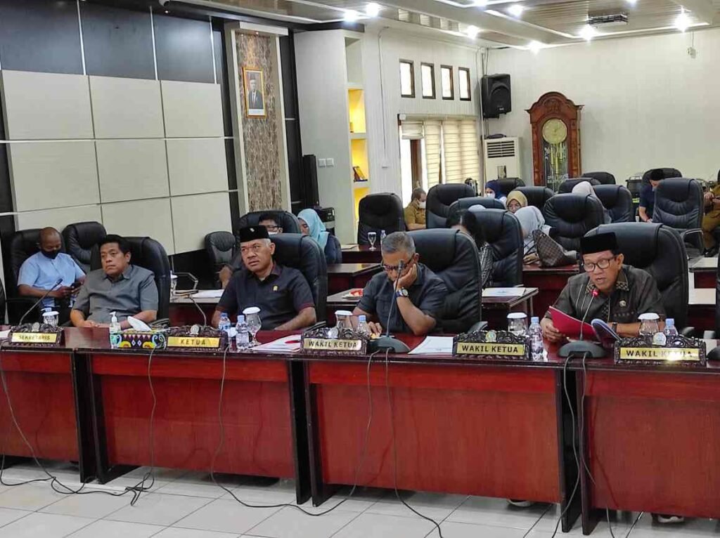 cee2add9 1794 4c58 8e4a 1cf0ff796f4a Dua Agenda Dibahas Dalam Rapat Paripurna DPRD Balikpapan, Beberapa Pandangan Fraksi, Balikpapan Timur Dioptimalkan untuk Pertanian PROKALTIM