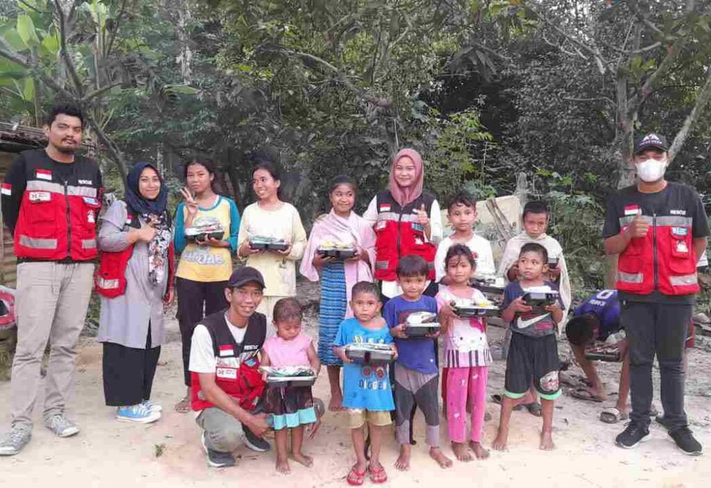 f7182659 3ead 4849 9b6f d4afa3bc1880 Kegiatan Rutin Yayasan Sepansa Jumat Berbagi Berkah PROKALTIM