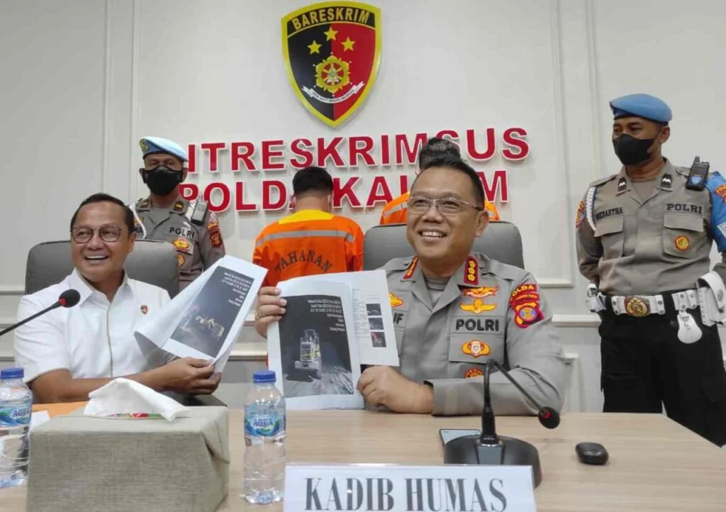 WhatsApp Image 2022 12 06 at 10.36.54 Polda Kaltim Ungkap Tambang Ilegal di Sebulu Kukar, Amankan Pengawas dan Pemodal PROKALTIM
