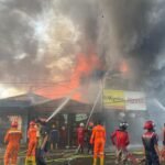 Kebakaran Di Loa Janan Kota Samarinda, Damkar Sempat Kesulitan Padamkan Api, Ini Kendalanya