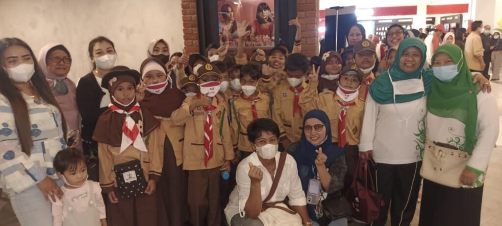 WhatsApp Image 2022 12 11 at 18.59.19 Ratusan Siswa/Siswi SD Negeri 003 Balteng Nobar ‘Jo Sahabat Sejati' di Studio CGV Plaza Balikpapan PROKALTIM