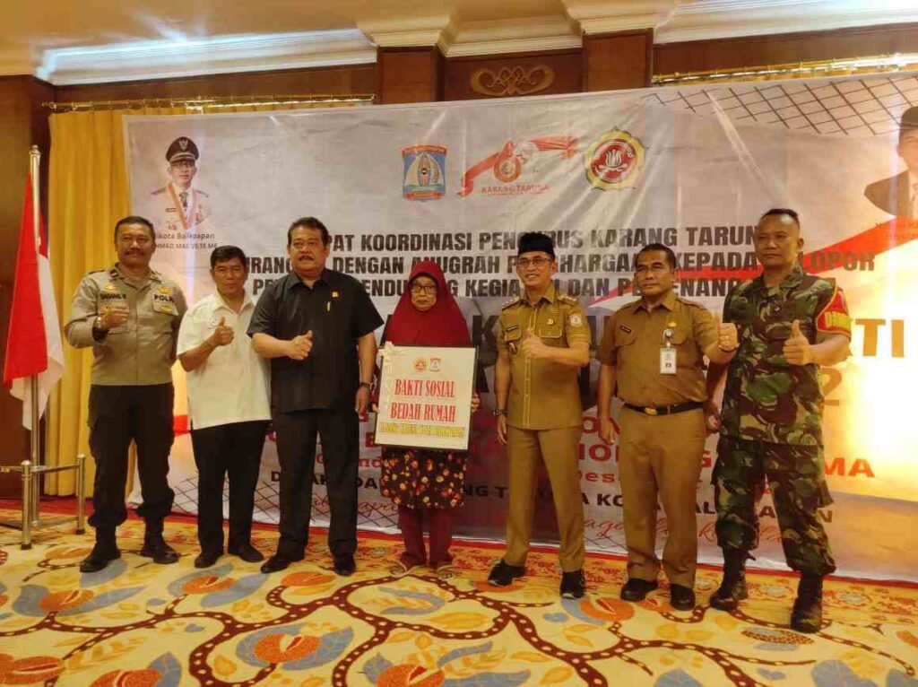 WhatsApp Image 2022 12 13 at 20.18.29 Wali Kota Balikpapan Serahkan Penghargaan Bagi Pelopor Bulan Bakti Karang Taruna Balikpapan Bagi 62 Penghargaan PROKALTIM