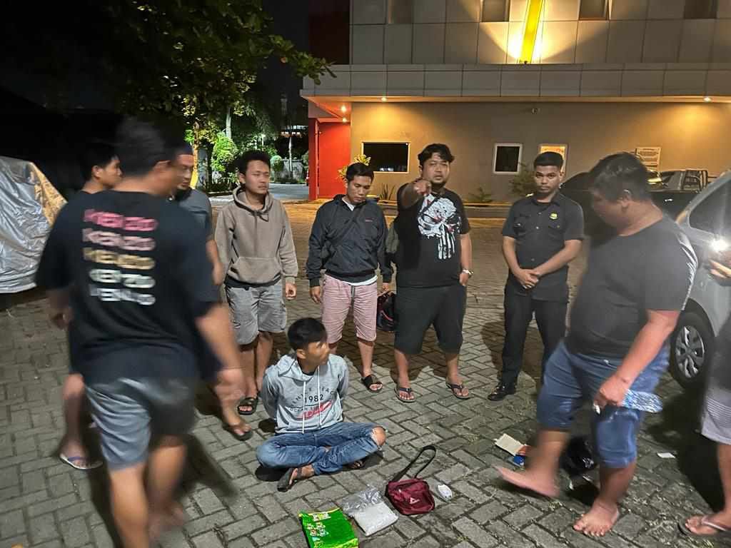 WhatsApp Image 2022 12 14 at 09.42.00 1 Personil Ditresnarkoba Polda Kaltim Berhasil Gagalkan Peredaran 1 Kg Sabu-Sabu di Samarinda PROKALTIM