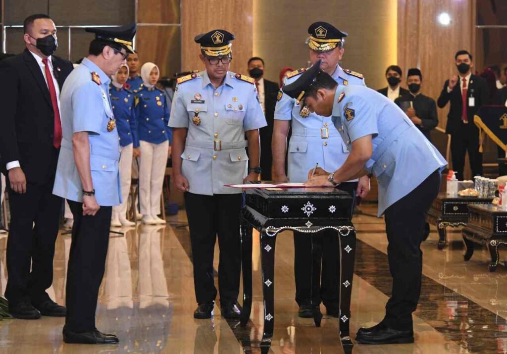 lantik dirjen imigrasi balikpapan