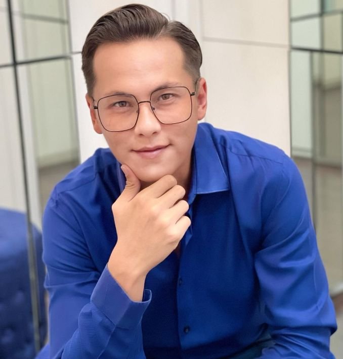 andika Daftar Artis Indonesia Keturunan Tionghoa Beragama Islam, No 2 Baru Jadi Mualaf PROKALTIM
