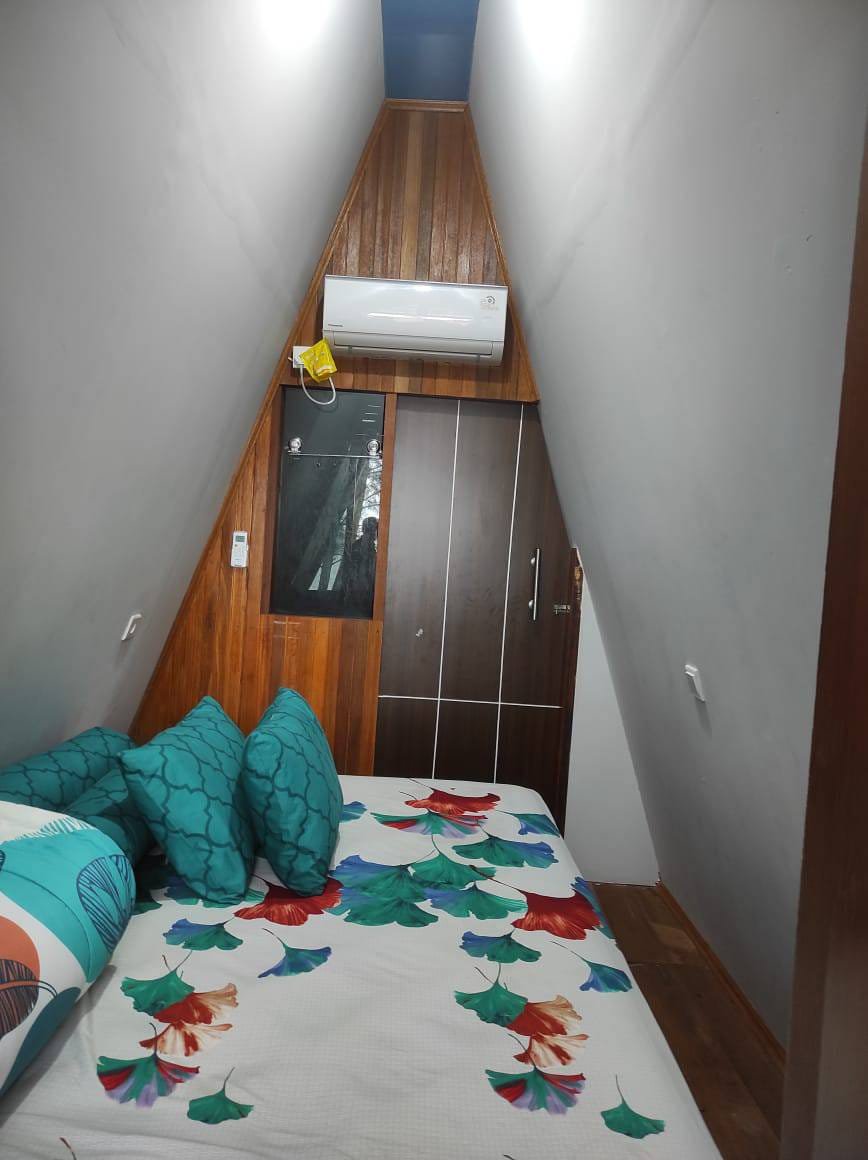 Liburan Seru Di Pantai Smacly Lamaru, Ada 2 Unit Villa