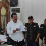 Sosialisasi KPU Balikpapan di Ruang Rapat DPRD Balikpapan dan Ketua DPRD Abdulloh Pertama Coklit