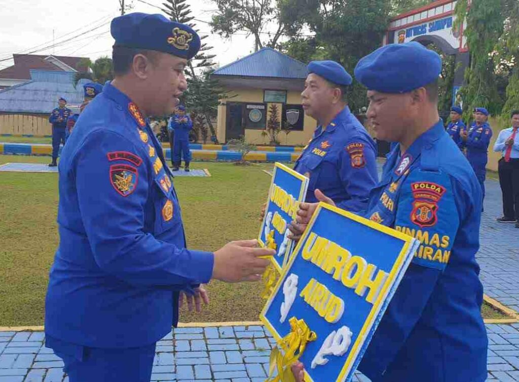 Dua Personel Polairud Polda Kaltim Dapat Reward Paket Umroh dari Dirpolairud