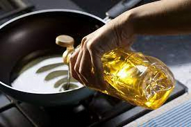 Fakta Atau Mitos : Apa Benar Minyak Goreng Tidak Sehat?