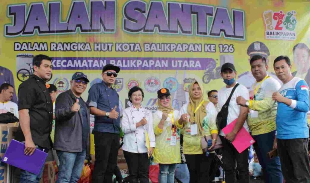 Masyarakat Balikpapan Utara Tumpah Ruah di Kawasan Elit Grand City, di Jalan Santai Puncak Perayaan HUT Ke 126 Kota Balikpapan