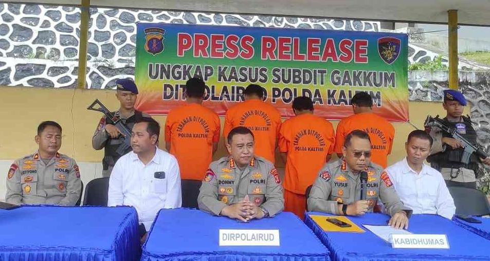 Ditpolairud Polda Kaltim Ungkap Pencurian BBM di Atas Kapal Feri Balikpapan-PPU