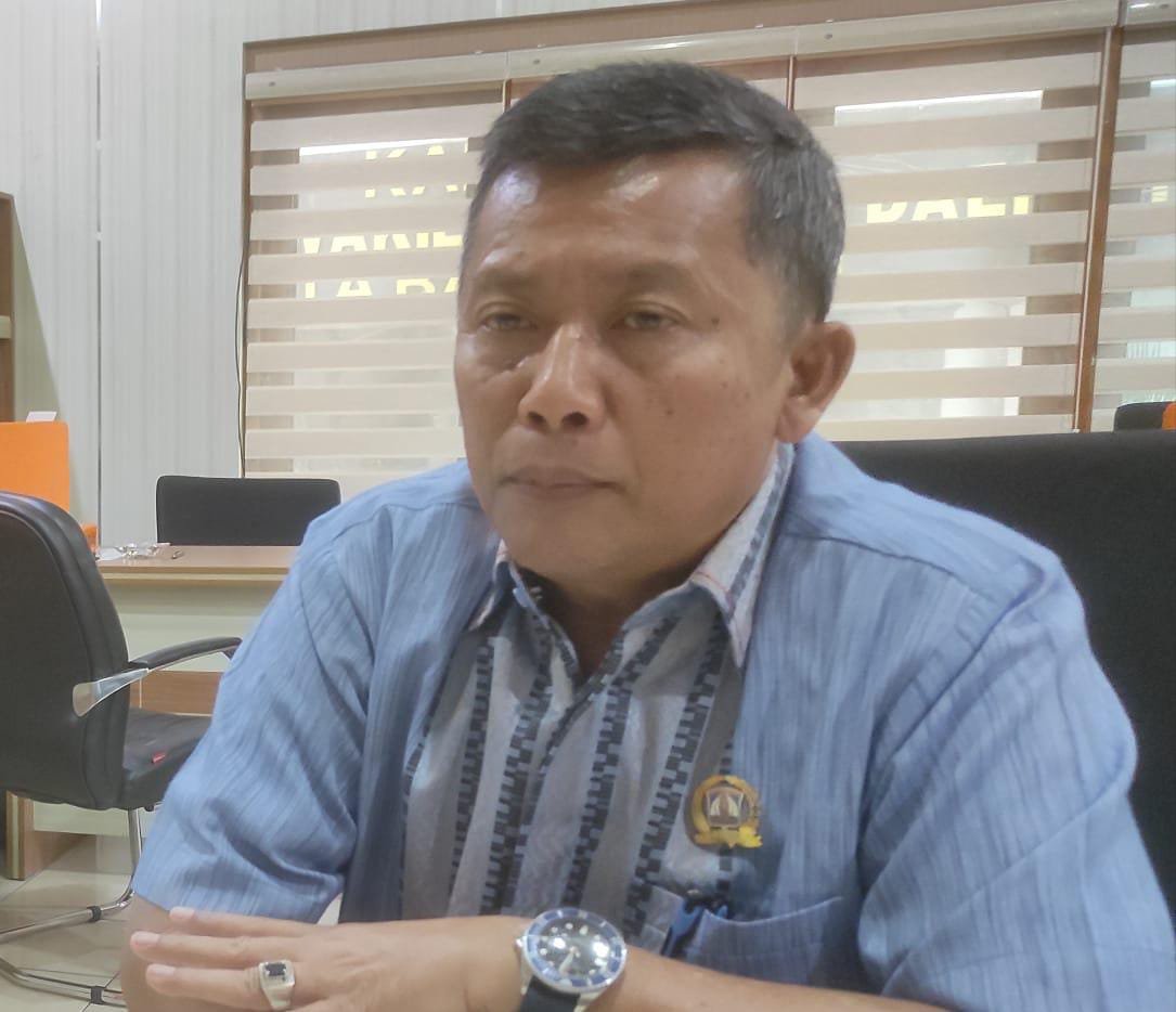 Parlindungan Berharap Semua Anggota DPRD Balikpapan Dapat Buku APBD