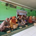 Sinergi BMH-GMB Sambut Ramadhan Periksa Kesehatan Lansia, Bagi Sembako Hingga Mukena