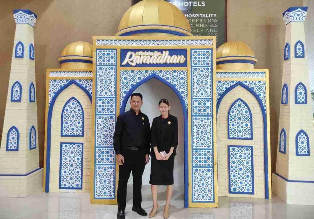 Novotel Balikpapan menghadirkan program konsep Paket Ramadhan Nikmat (Pak Rahmat), yakni paket berbuka puasa, takjil, makan sepuasnya dengan lebih dari 80 variasi menu