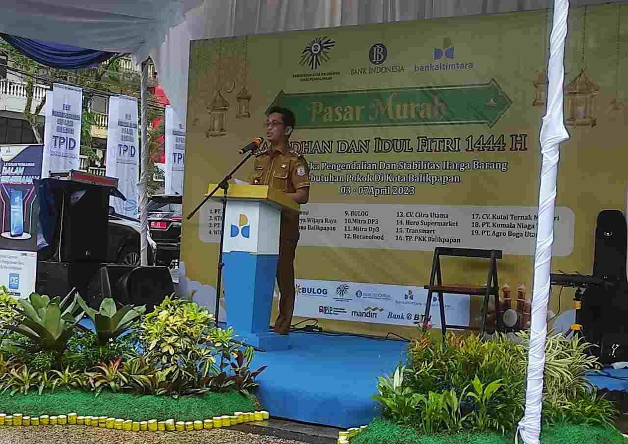 Wali Kota Balikpapan Buka Pasar Murah di Area Gedung Parkir Klandasan