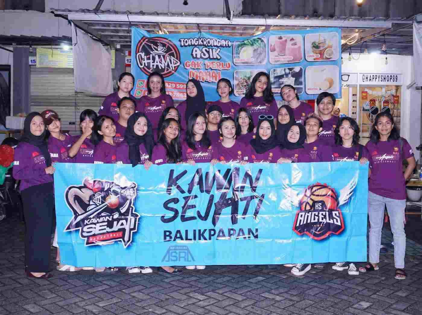 Komunitas Basket Kawan Sejati Angels Gelar Kegiatan Berbagi Takjil di Bulan Ramadan