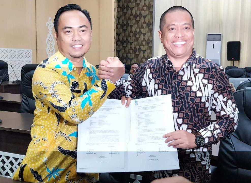 Irfan Taufik Sertijab Sekwan Balikpapan ke Arfiansyah