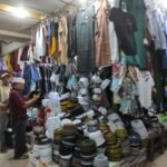 Di Kios H Irma Rapak Plaza, Baju Kurta, Koko, dan Gamis Pria dengan Harga Terjangkau