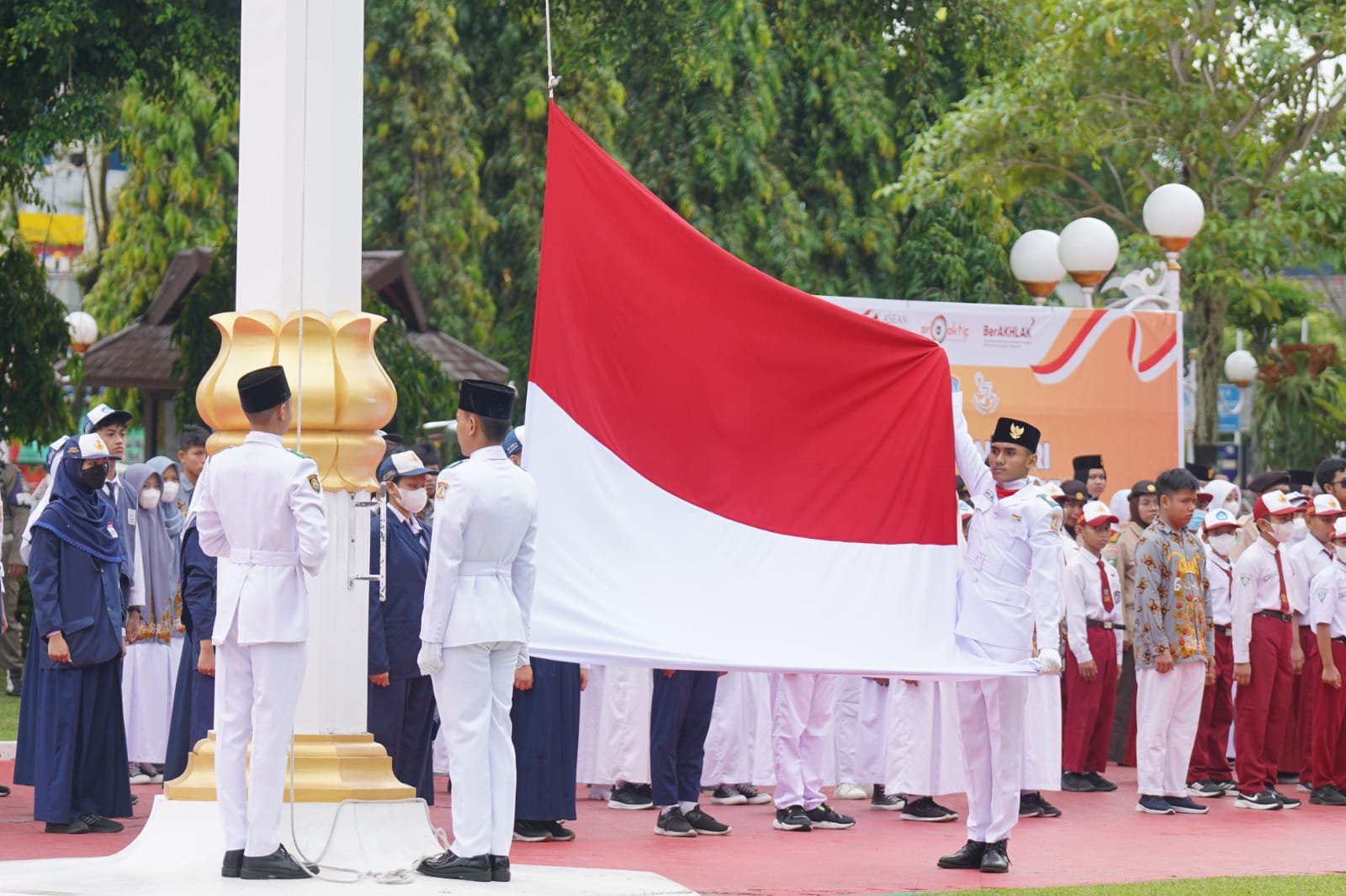Wali Kota Pimpinan Upacara Hardiknas Dirangkai Peringatan Hari Otda