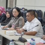 Rapat Paripurna DPRD Kota Balikpapan ke-4 masa sidang I tahun 2023, yang dihadiri anggota DPRD Kota Balikpapan, yang dilaksanakan di ruang rapat gabungan lantai 2 DPRD Kota Balikpapan