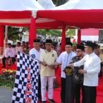 Kontes Puluhan Peserta Karnaval Meriahkan Pawai Ta’aruf MTQ Tingkat Kaltim di Kota Balikpapan