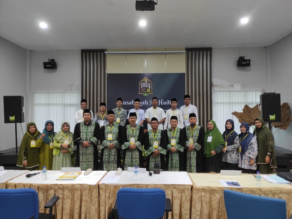 Meriah, Tiga Peserta Musabaqah Hafalan 100 Hadist Bersanad Memperebutkan Juara 1, 2 dan 3