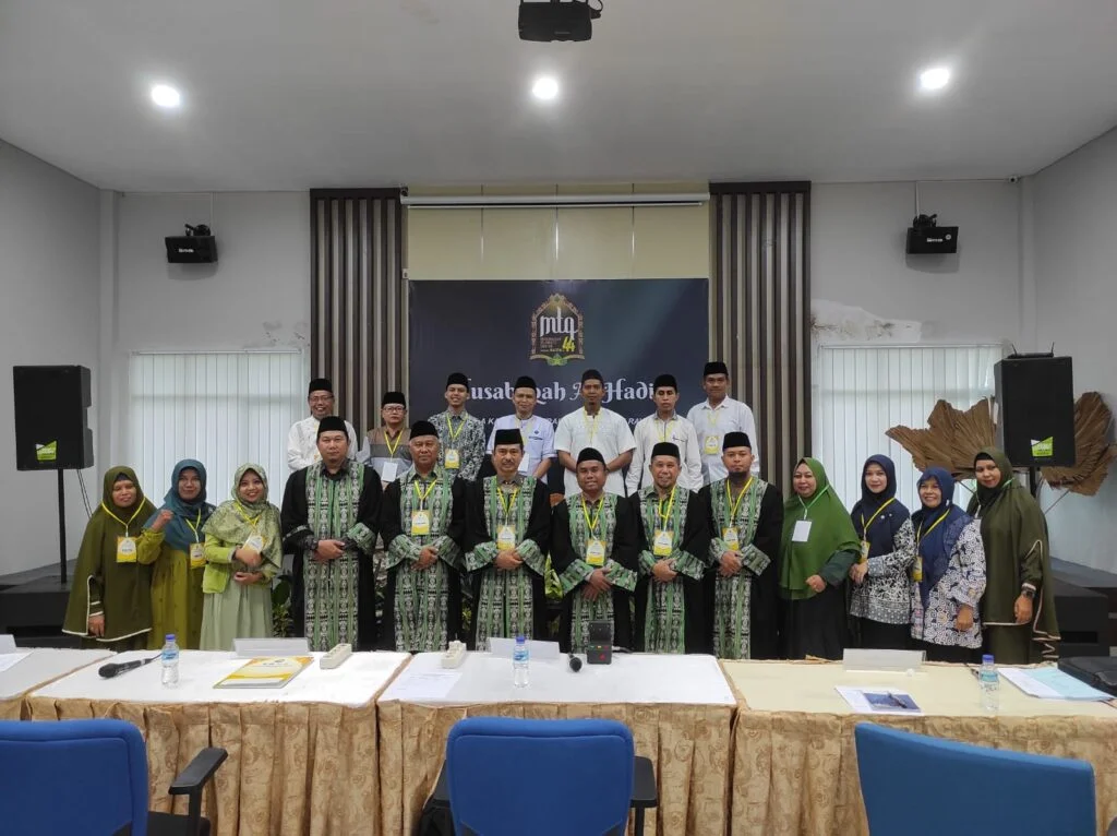 Meriah, Tiga Peserta Musabaqah Hafalan 100 Hadist Bersanad Memperebutkan Juara 1, 2 dan 3