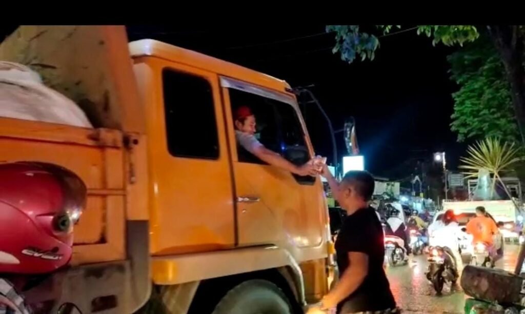 Hujan lebat yang mengguyur Kota Samarinda, Selasa (23/5/2023) kemarin. Menimbulkan beberapa wilayah di Kota Samarinda tergenang hingga sebabkan lumpuhnya arus lalu lintas