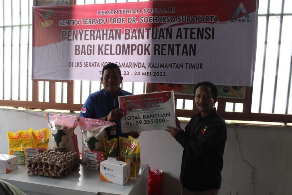 Kemensos RI Salurkan Bantuan Sosial Kepada Yayasan Sekata Samarinda
