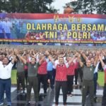 Dengan Jalin Keakraban, Kodam VI/Mlw Bersama Polda Kaltim Gelar Olahraga Bersama