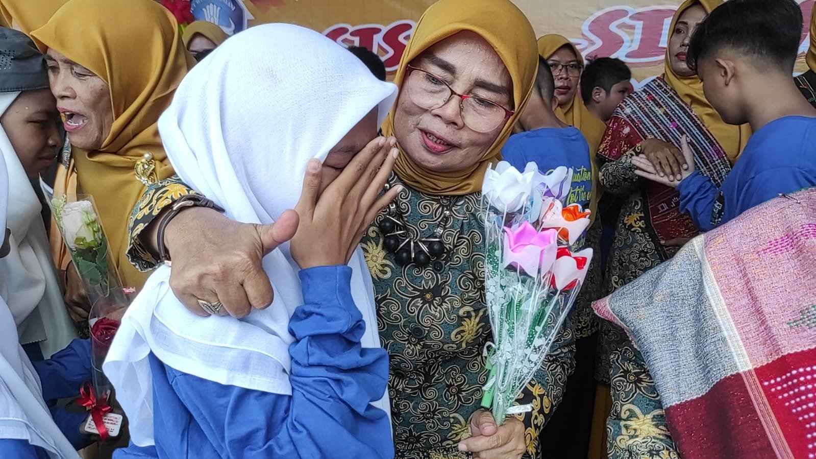 Pelepasan 142 Siswa-Siswi Lulusan SD Negeri 004 Balikpapan Utara, Disemarakan Beragam Penampilan