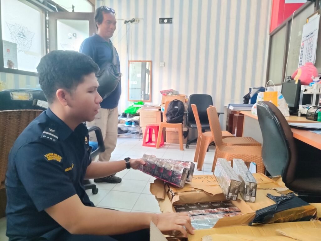 Kantor Bea dan Cukai Samarinda Mengamankan Ratusan Ribu Batang Rokok Ilegal