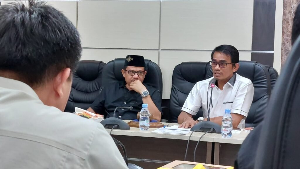 RDP Komisi II DPRD Balikpapan Bersama Dinas Terkait Persoalan Semrawutnya Pasar Pandansari