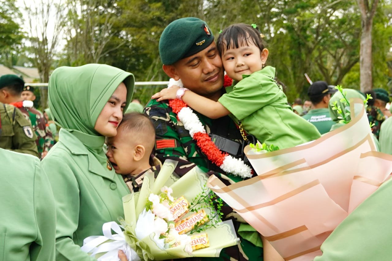 Ratusan Prajurit Yonif 600/Modang Kembali ke Balikpapan, Setelah 14 Bulan Jaga Perbatasan di Papua