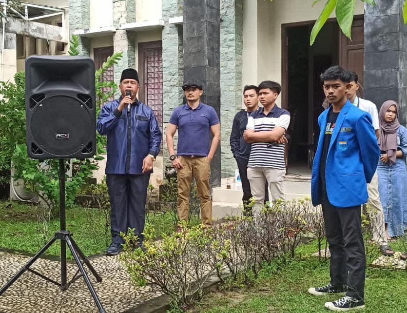 Suhardi Hamka: Pemasangan Spanduk Tindakan Ilegal